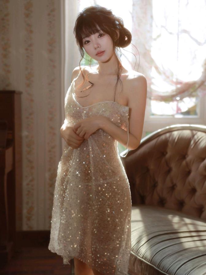 XiuRen秀人网 No.10799 佘贝拉Bella 连衣短裙