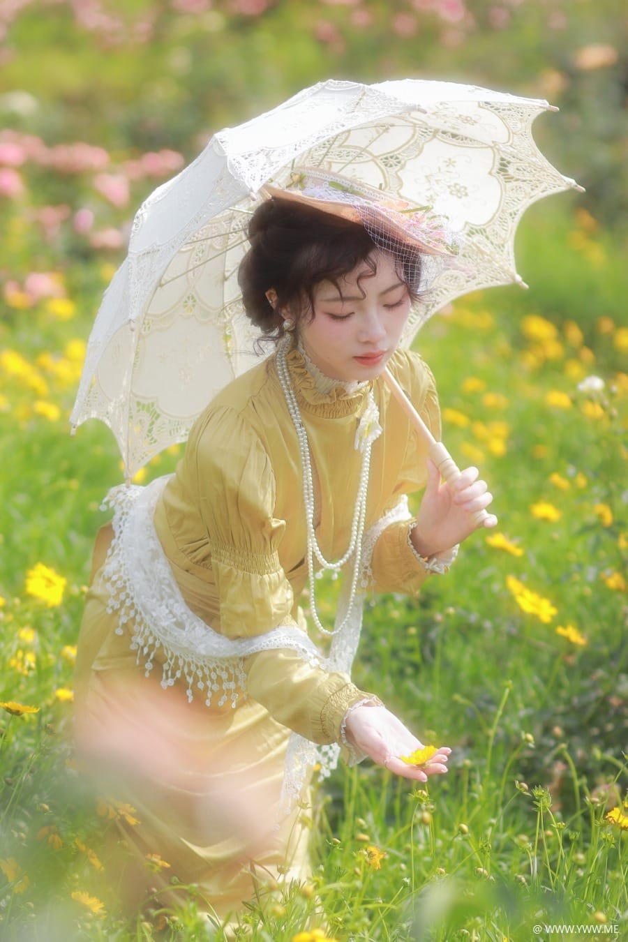 [YWW.ME] 庄园少女～在浪漫的小花园小憩 鹿离-2 - 像素点