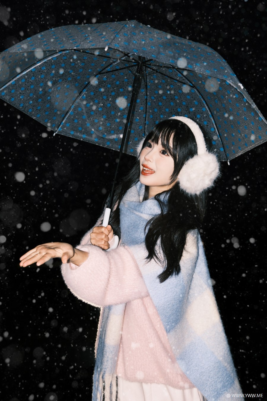[YWW.ME] 我在细雨里漫游 四月泡芙-2 - 像素点