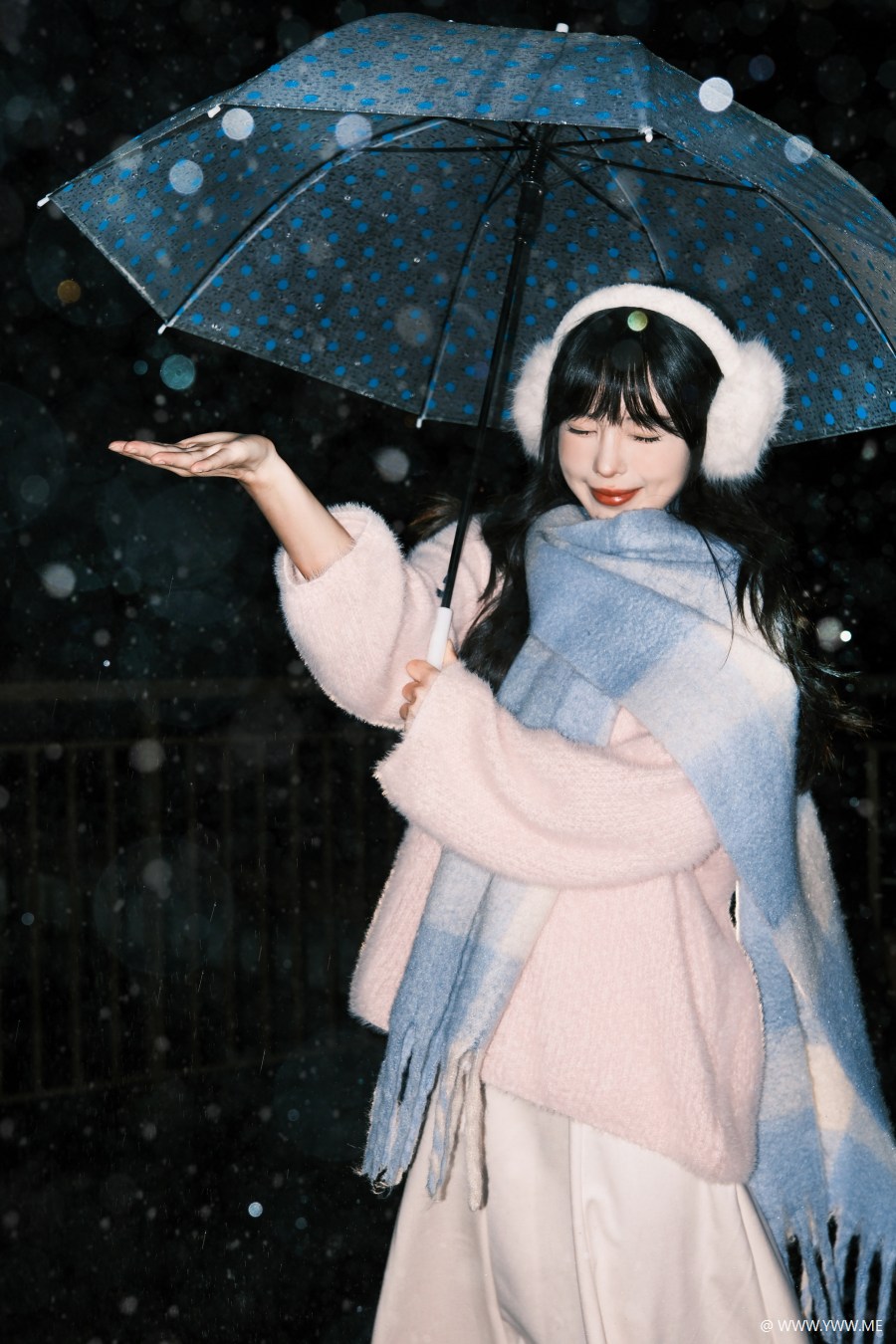 [YWW.ME] 我在细雨里漫游 四月泡芙-4 - 像素点