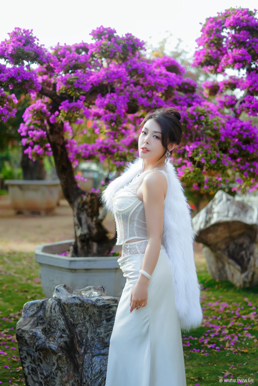 [YWW.ME] 鲜花美女 米妮爱美丽-2 - 脱兔网