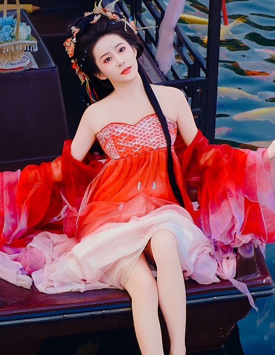 [YWW.ME] 浮光映锦鲤，万事皆如意。 富婆