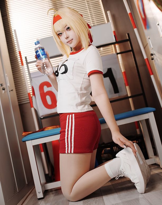 [YWW.ME] fate 尼禄COS 小羊