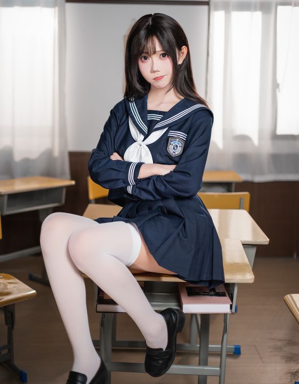 [YWW.ME] JK少女 万万鯊