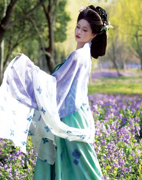 [YWW.ME] 二月兰汉服 百变小洁
