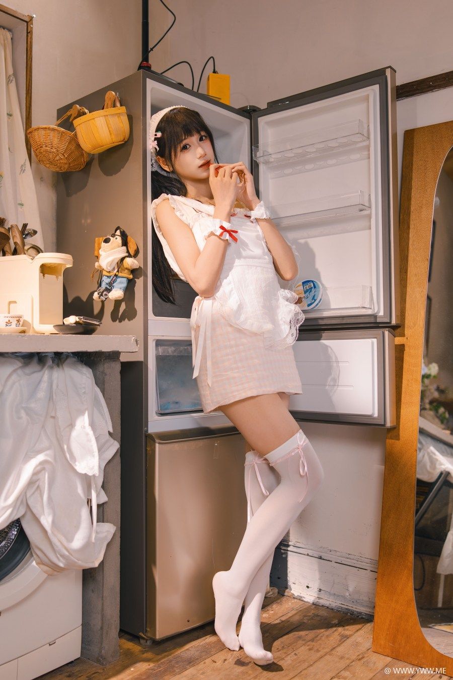 [YWW.ME] 小厨娘 吞树莓-1 - HDMISS