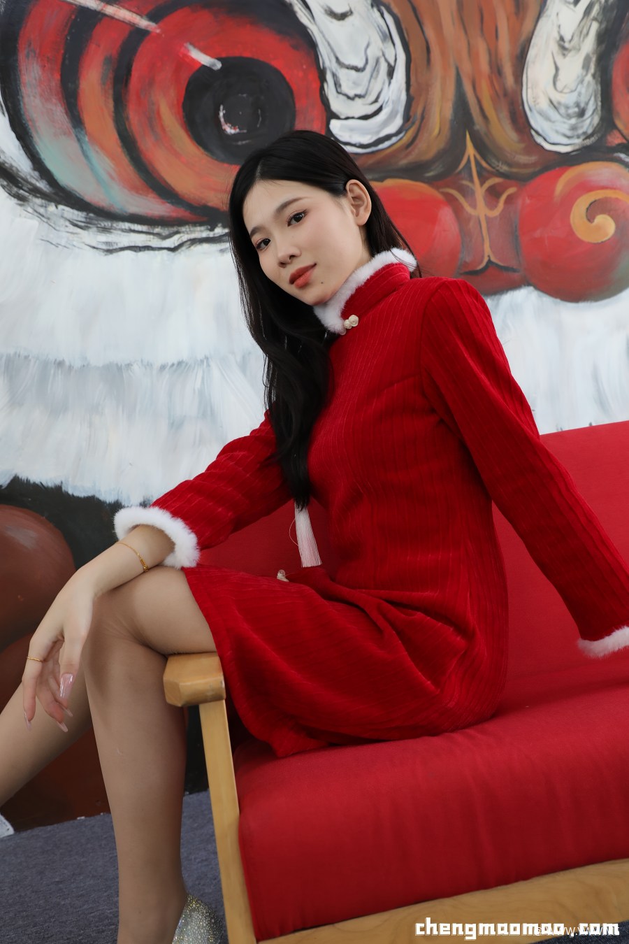 [橙猫猫] 菲菲 – 新年礼服-1 - 脱兔网
