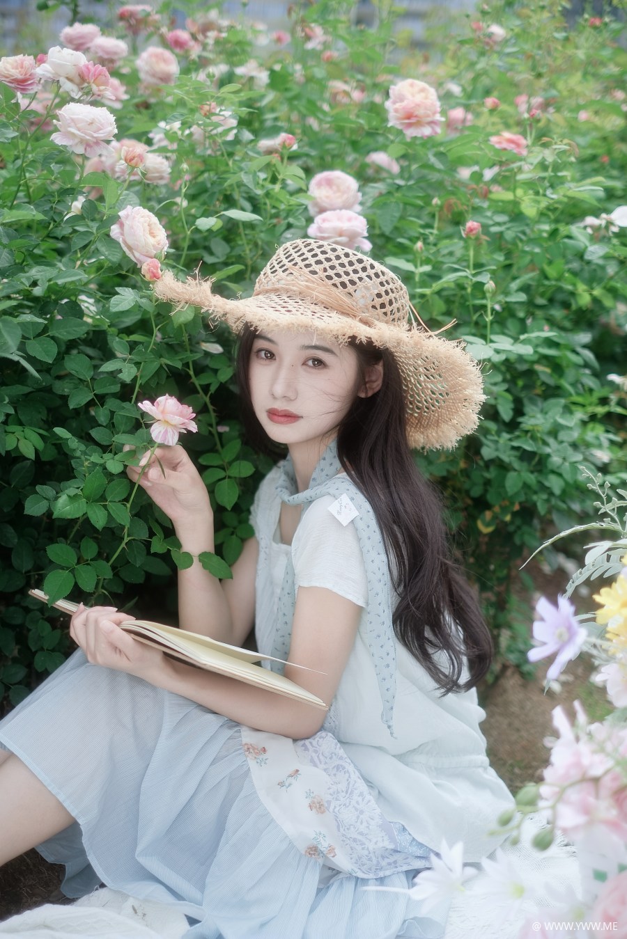 [YWW.ME] 花海里的“白月光”，这一眼太绝了！ 欧阳明慧-2 - 像素点