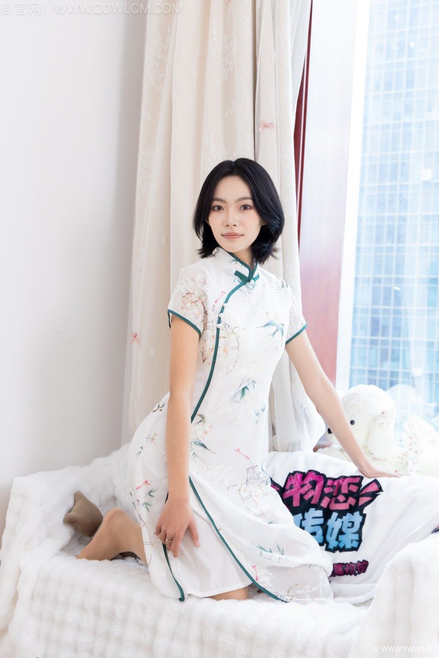 物恋传媒 NO.2685 小爱-三双高跟凉鞋、薄肉丝-4 - 尤丝