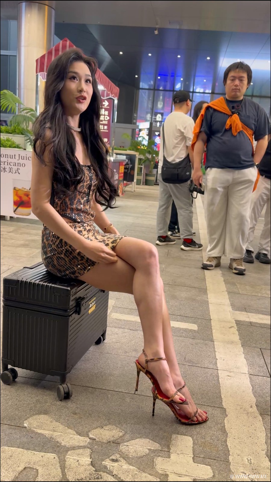 橙子摄影 – 哆啦的美腿-3 - 尤丝