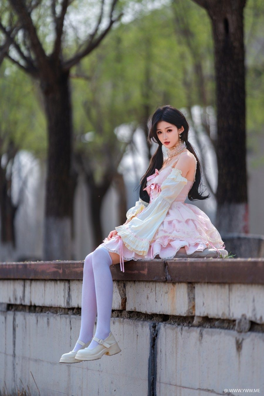 [YWW.ME] 甜妹洛丽塔洋装 春日草坪 小熊与少女的童话邂逅 林瑜-3 - HDMISS