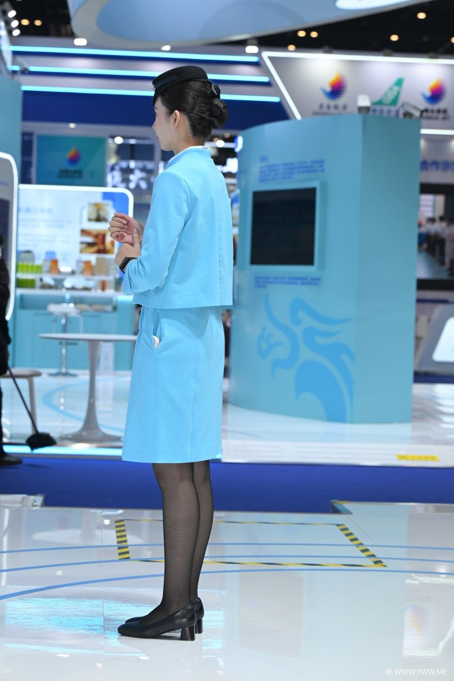 精选街拍 – 天蓝色制服黑丝-3 - HDMISS