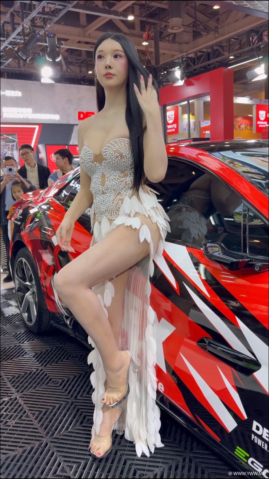 橙子摄影 – 豪放美女-1 - 尤丝