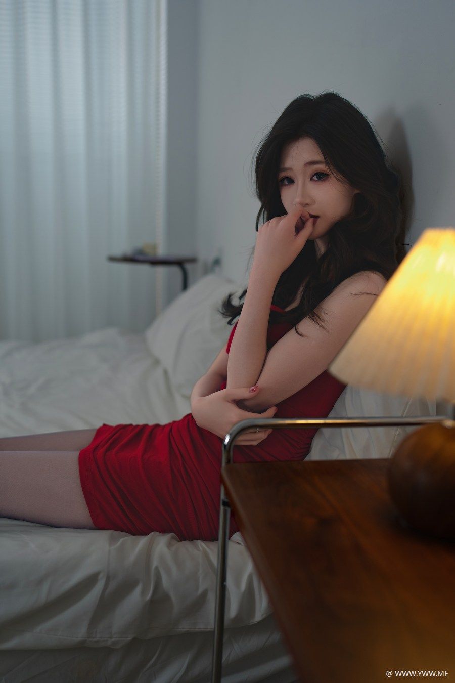 [YWW.ME] 暖灯夜话 红裙里的慵懒心事 林瑜-2 - 脱兔网