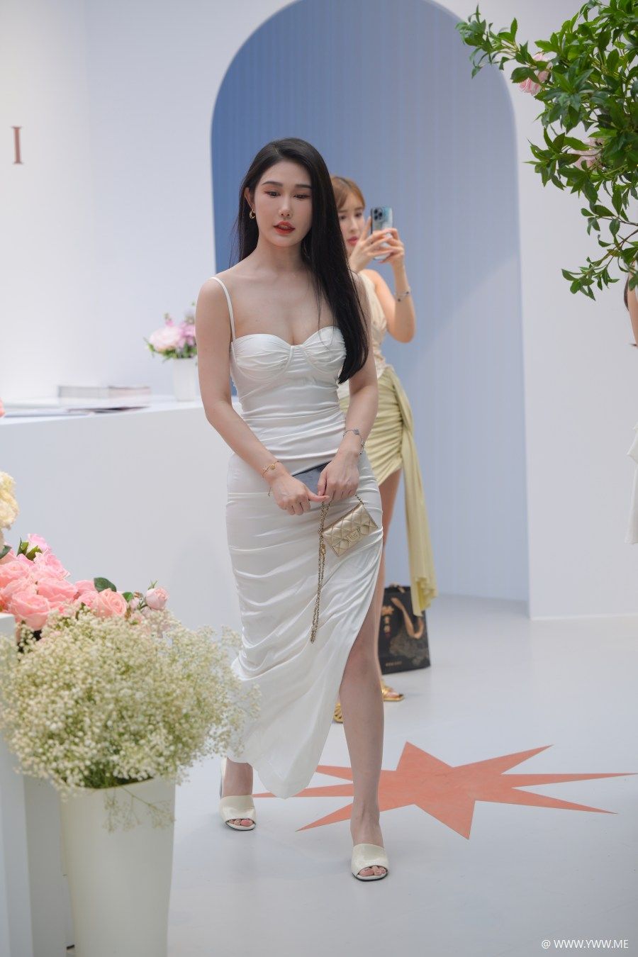 精选街拍 – 花样闺蜜团-3 - HDMISS