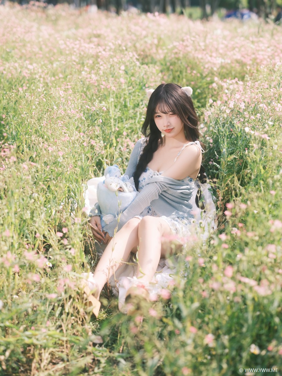 [YWW.ME] 花海复古少女 一只小羊-1 - 像素点