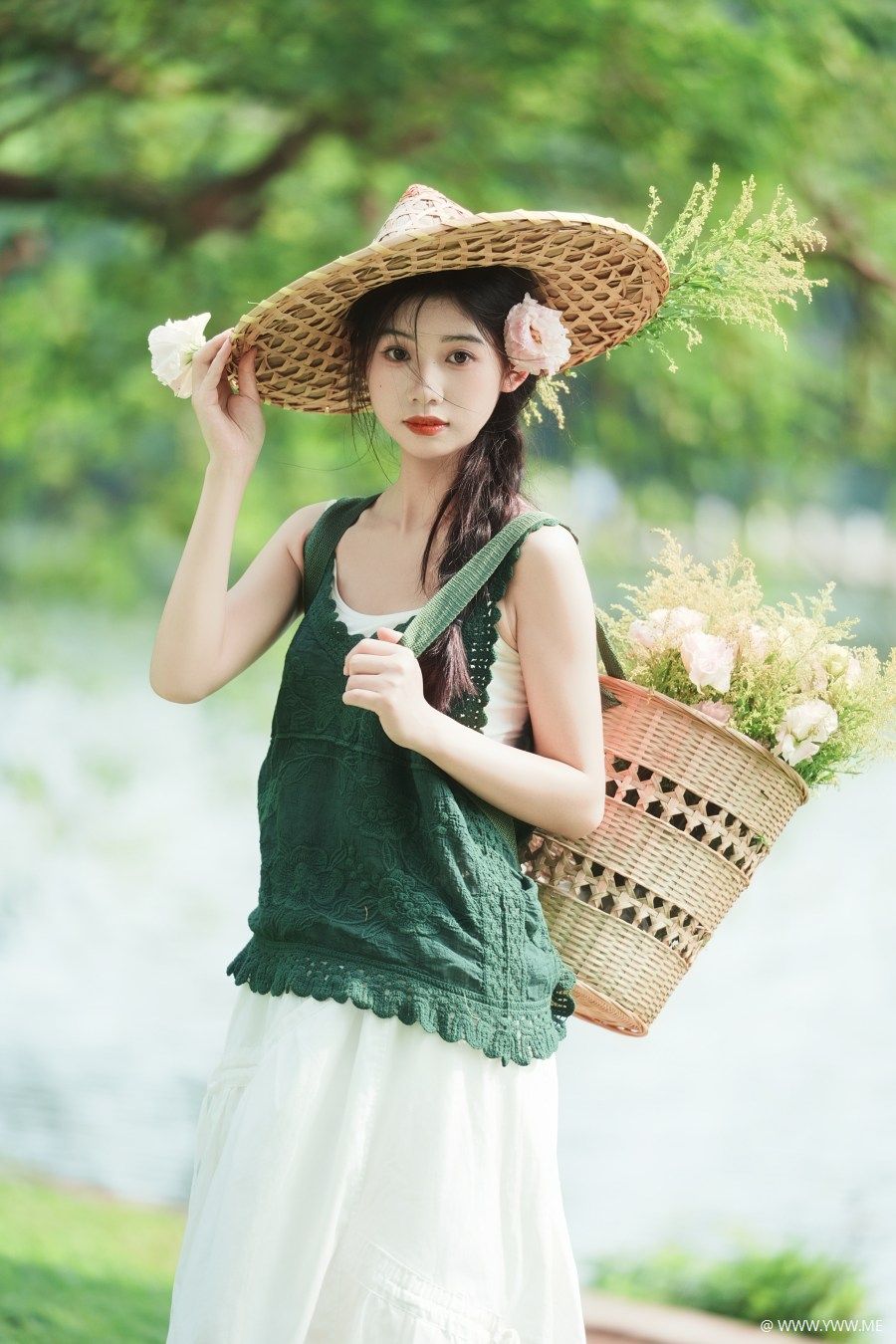 [YWW.ME] 绿野与她 森系写真 欧阳明慧-3 - 脱兔网