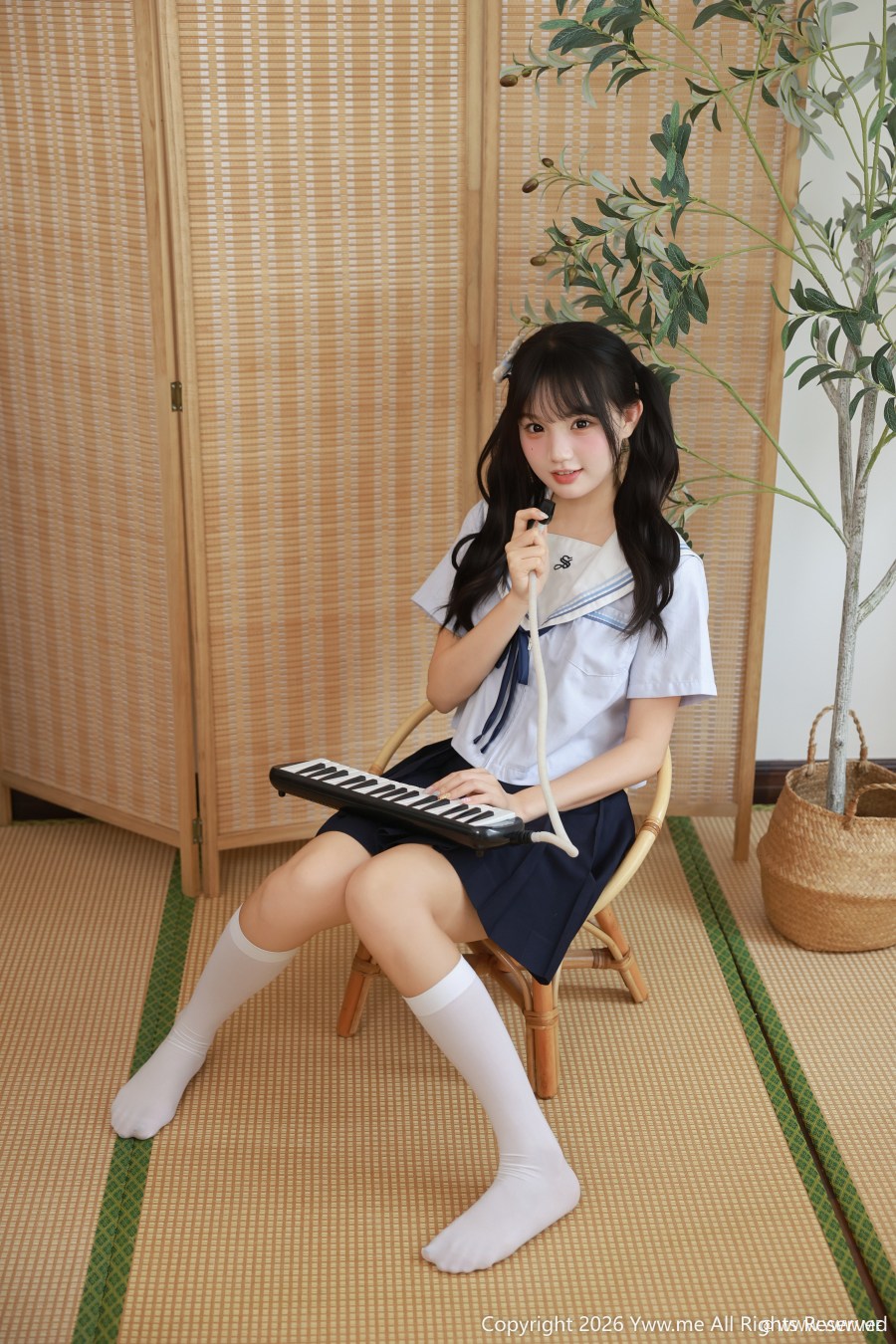 [YWW.ME] 日系jk少女 居家拍照 懒懒的睡眠羊-4 - 尤丝