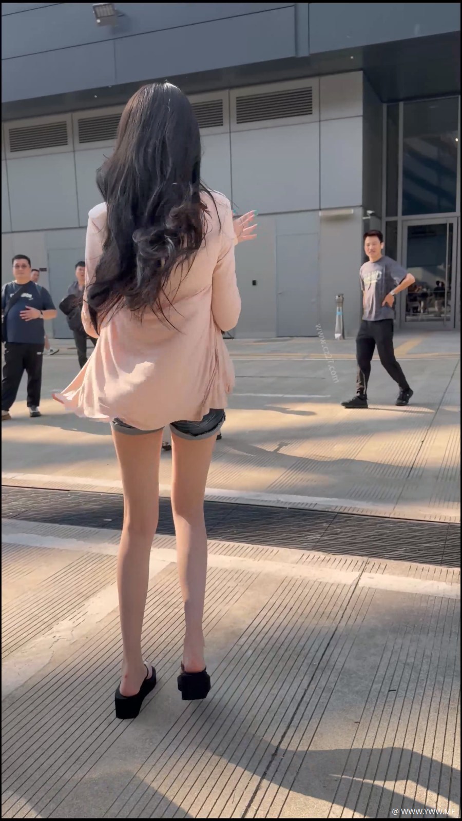橙子摄影 – 素人热裤超长腿小妹-2 - 尤丝