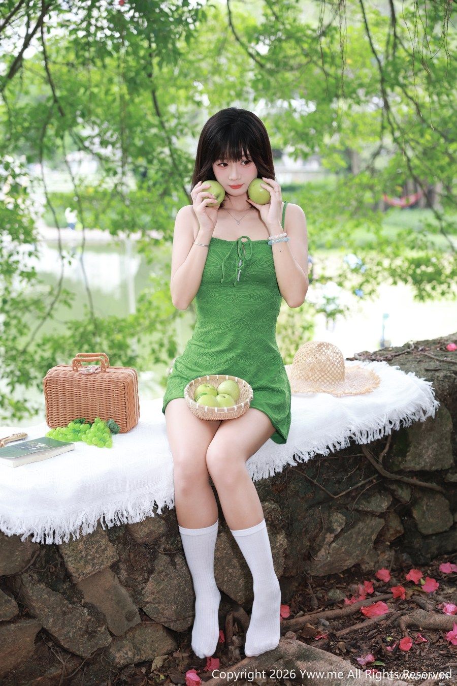 [YWW.ME] 找到绿意，就找到了夏天 甜心小鹿-1 - 尤丝