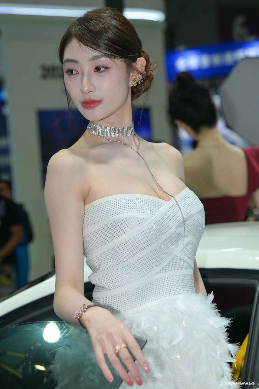 精选街拍 – 丝袜美腿珍妮-2 - 尤丝